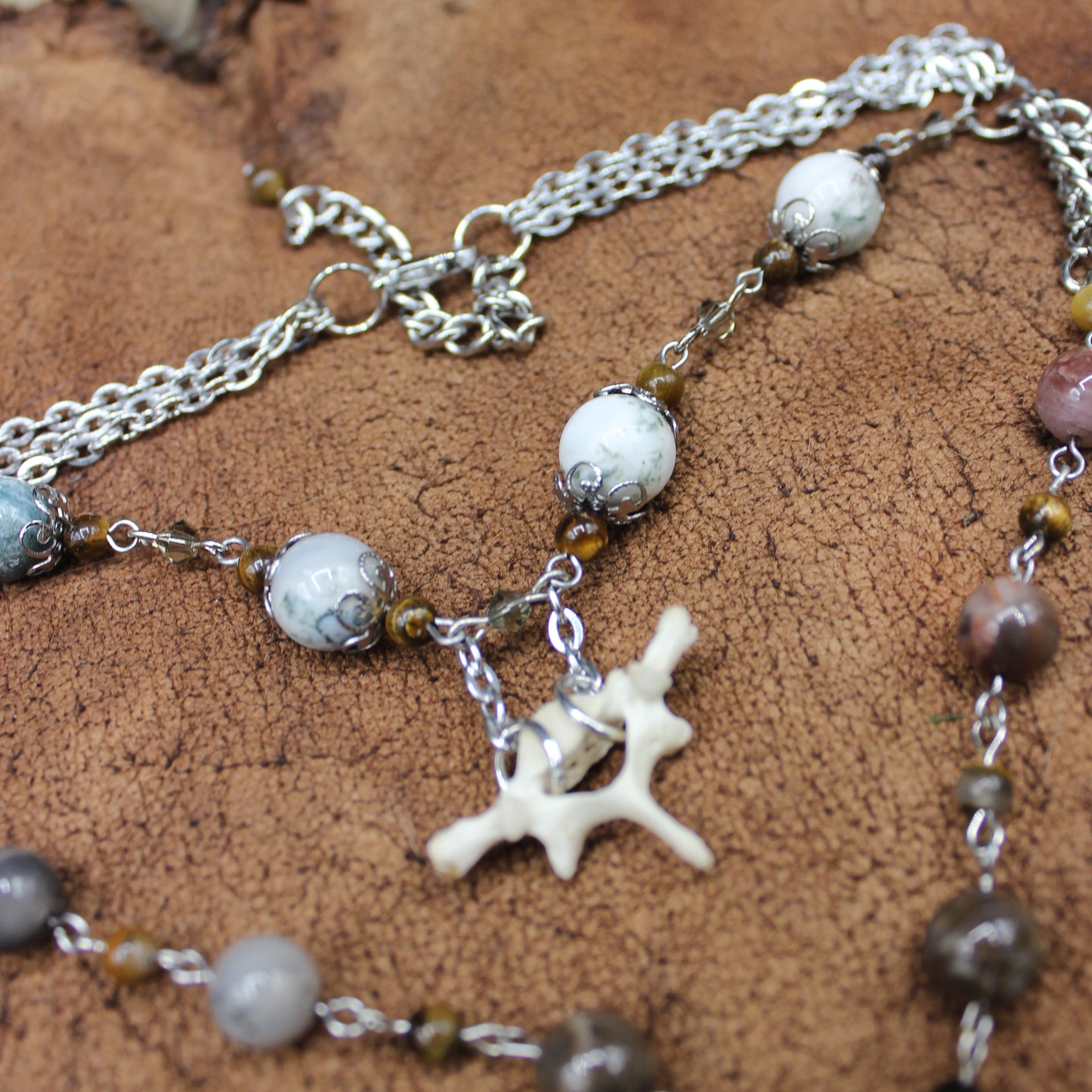 Vertebra & Leaf Choker | Layered Necklace | Gothic Beauty Collection