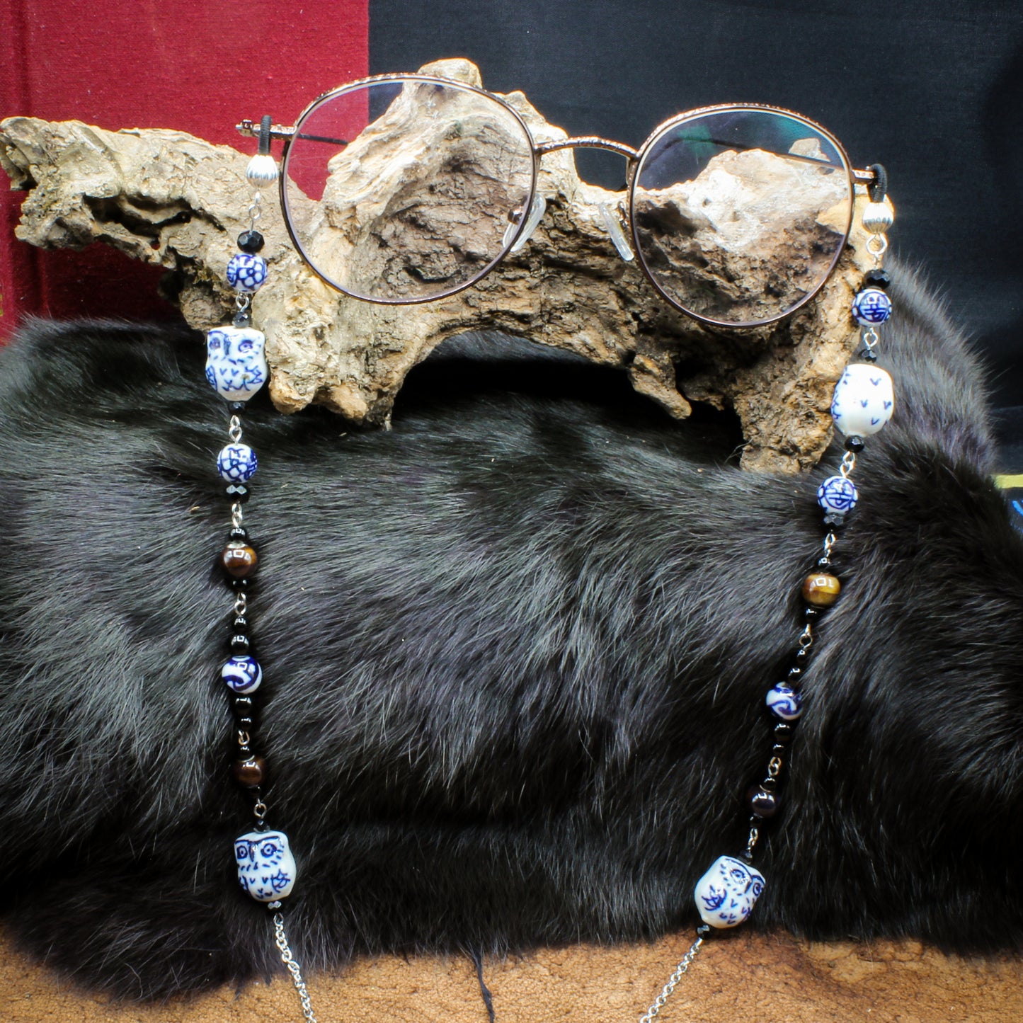 Opulent Owl | Glasses Chain