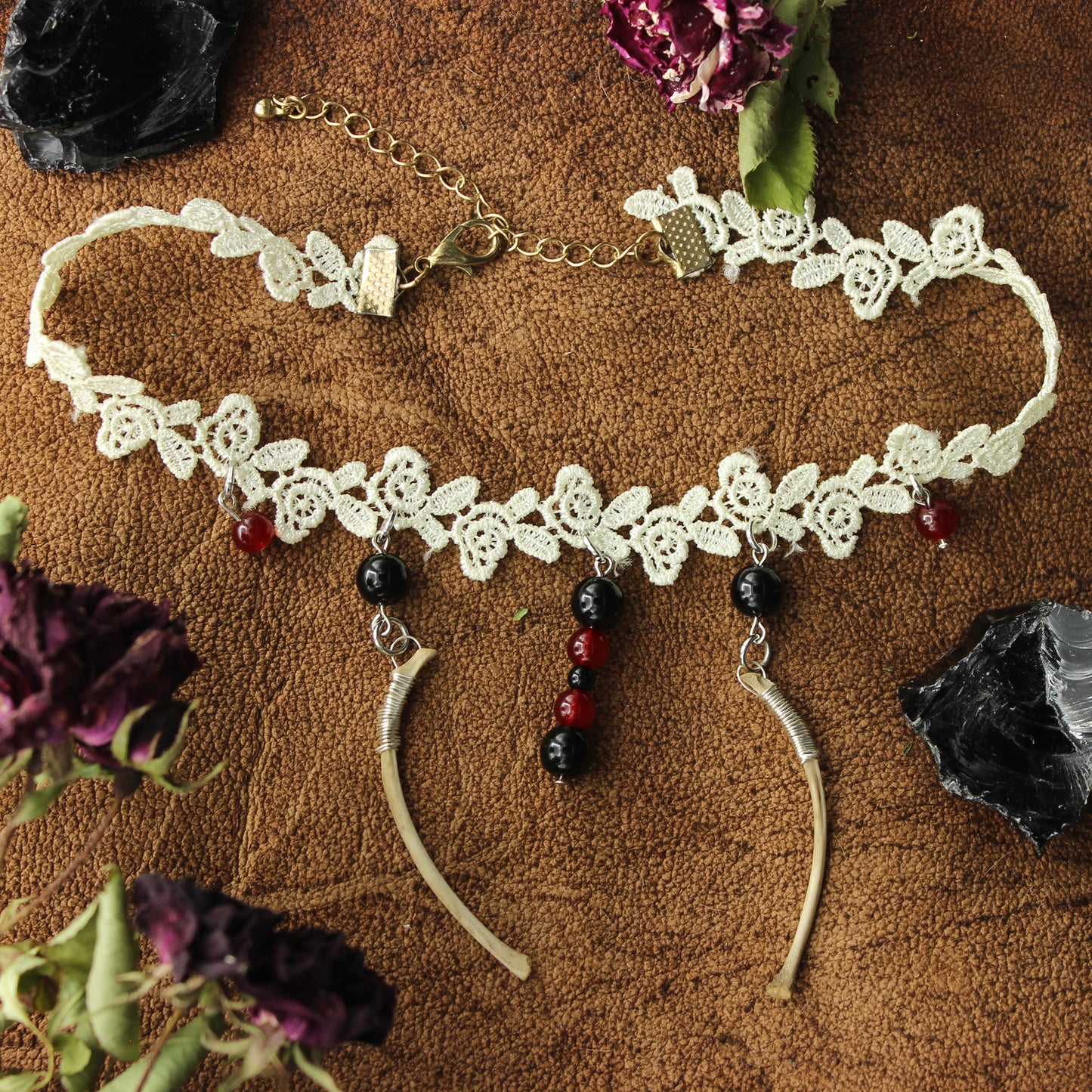 Rib Lace Choker | Obsidian Rose Collection